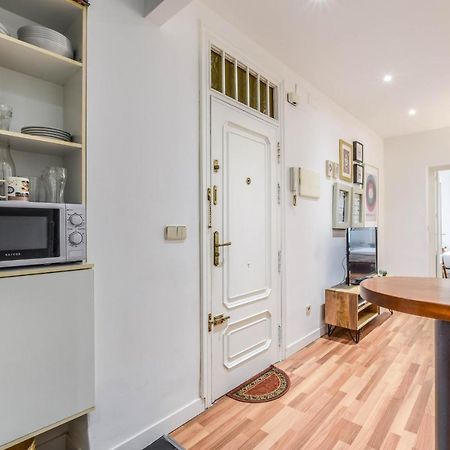 Apartamento Plaza De Lavpies Lägenhet Madrid Exteriör bild