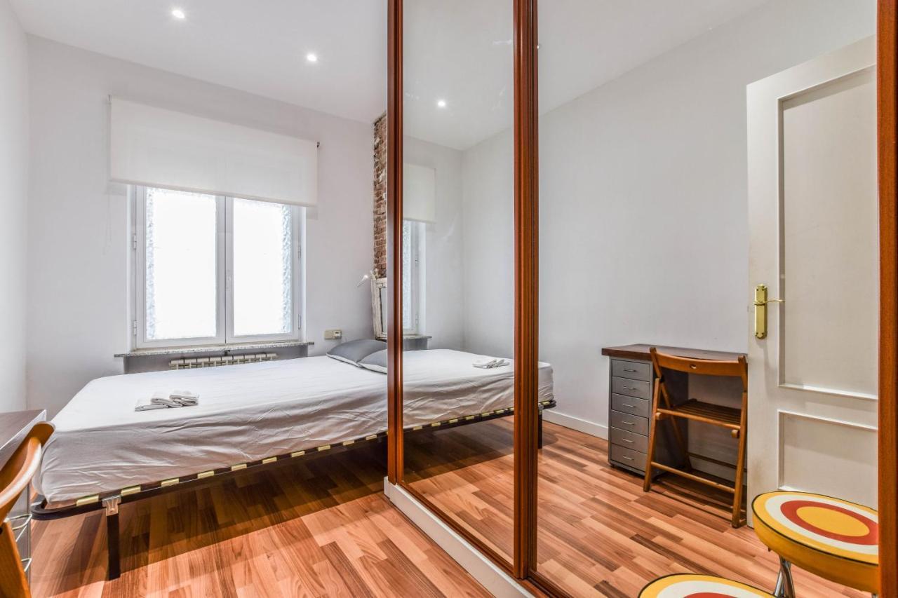Apartamento Plaza De Lavpies Lägenhet Madrid Exteriör bild