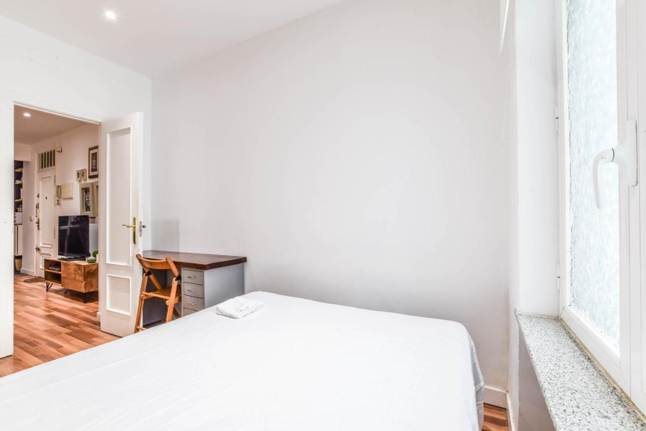 Apartamento Plaza De Lavpies Lägenhet Madrid Exteriör bild